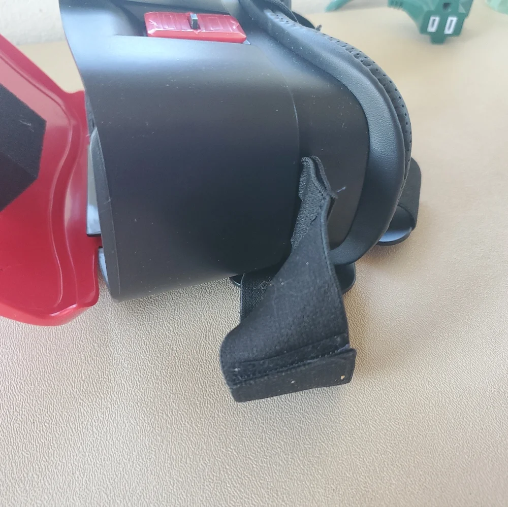 Virtual Reality ONN Smartphone Headset iPhone Samsung Screens up to 6